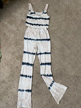 Gianni Bini Beige & Black Tie-Dye Tank and Flare Pants Set Small